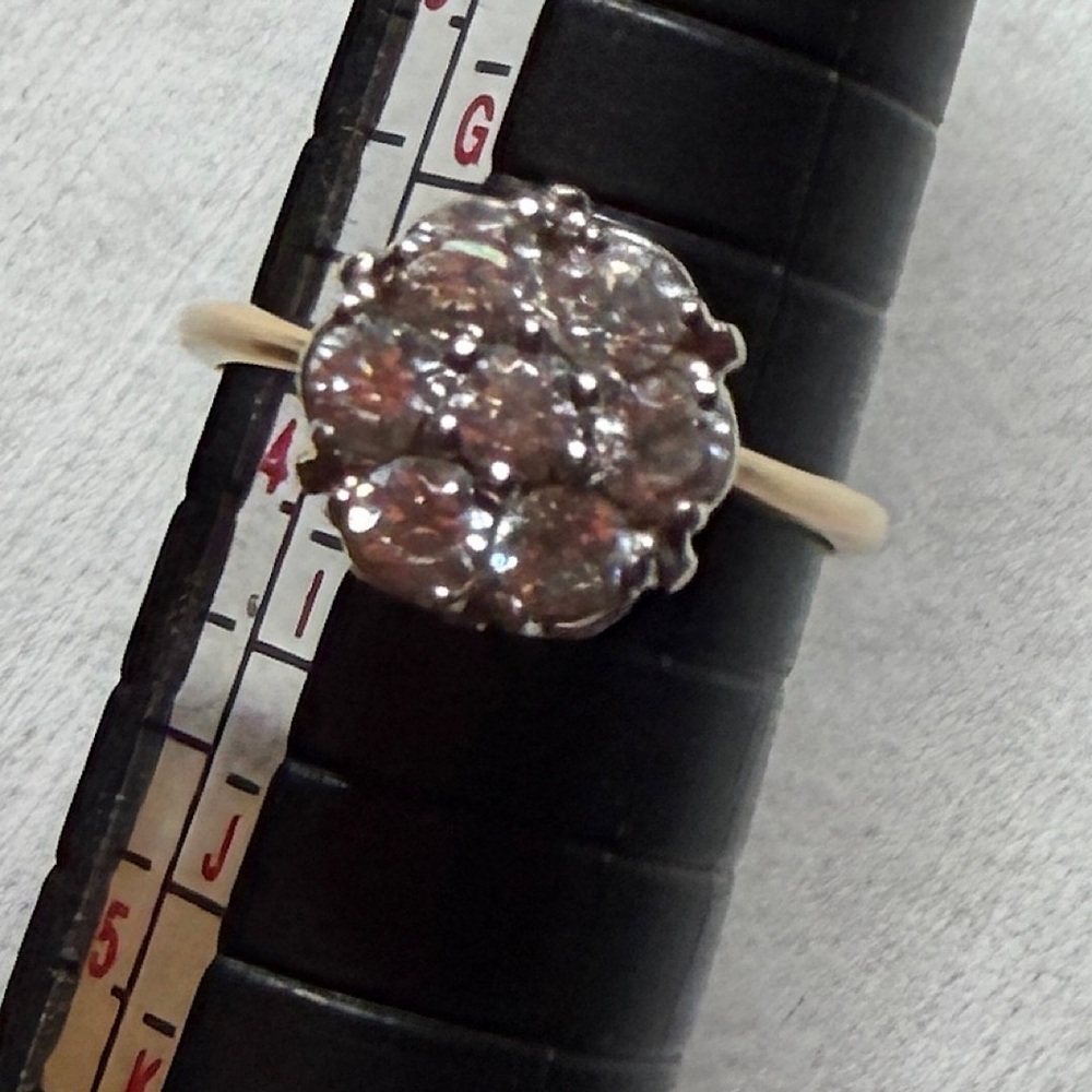 14K Gold Cluster Ring - Picture 6 of 7